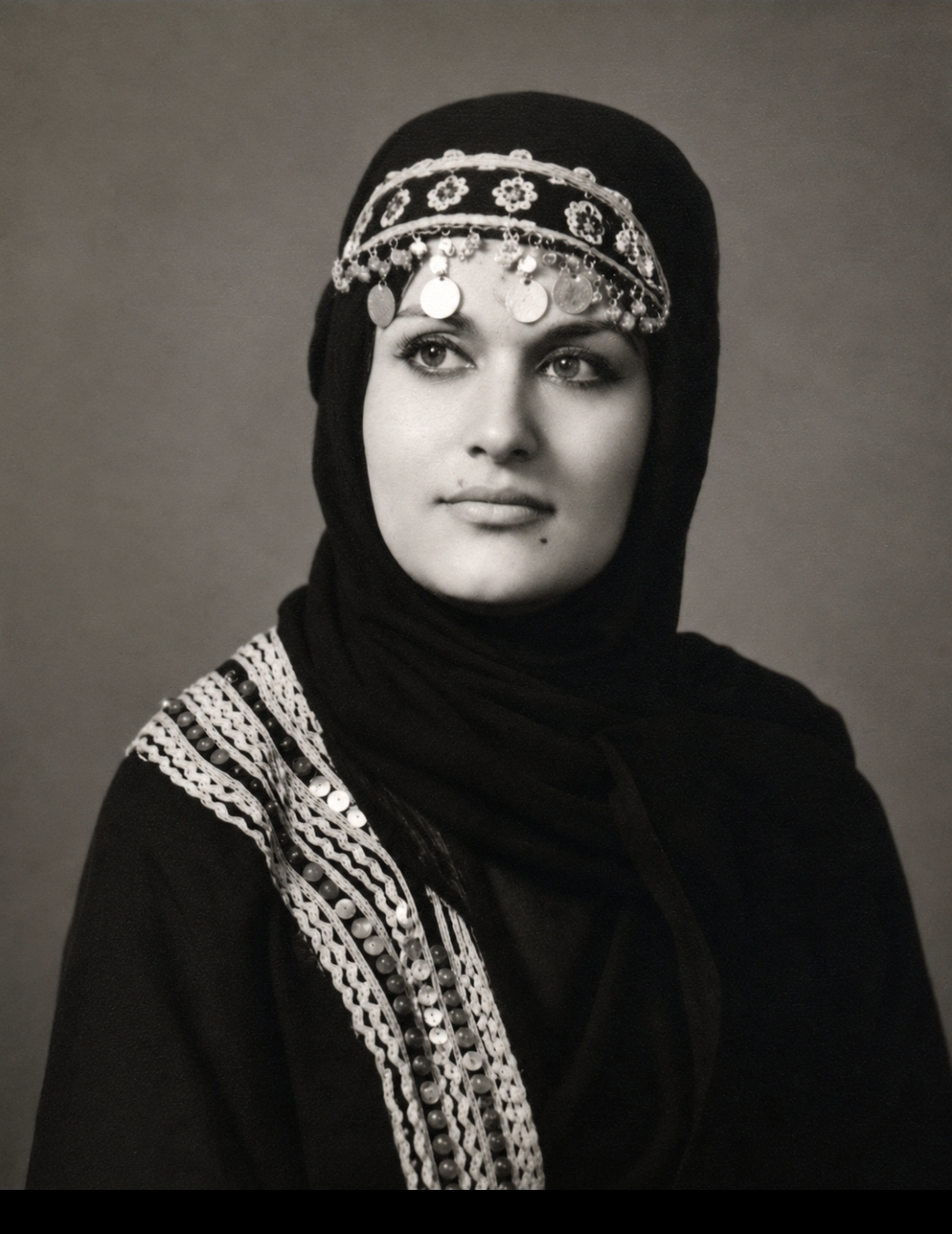 الشيخة موزة العبيدات : أميرة الحج الشامي وأيقونة الذاكرة الشعبية في حوران وشمال الأردن