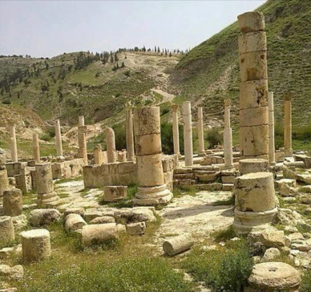 طبقة فحل (بيلا) : جوهرة التاريخ في حضن الأغوار الأردنية